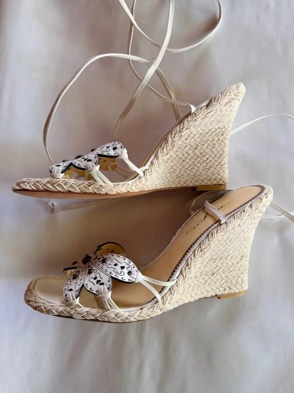 Imagine Vince Camuto White Leather Wedge Sandals | Size 9 | Lace-Up Ankle Tie |
